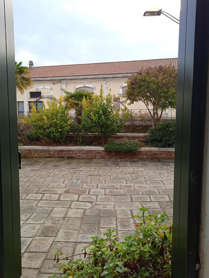 Sestiere Dorsoduro, A Due Passi Da Zattere Apartment Venice Exterior photo